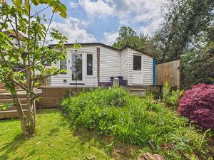 Garage- click for photo gallery